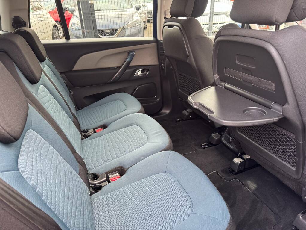 Citroen Grand C4 Picasso Mpv Red #10