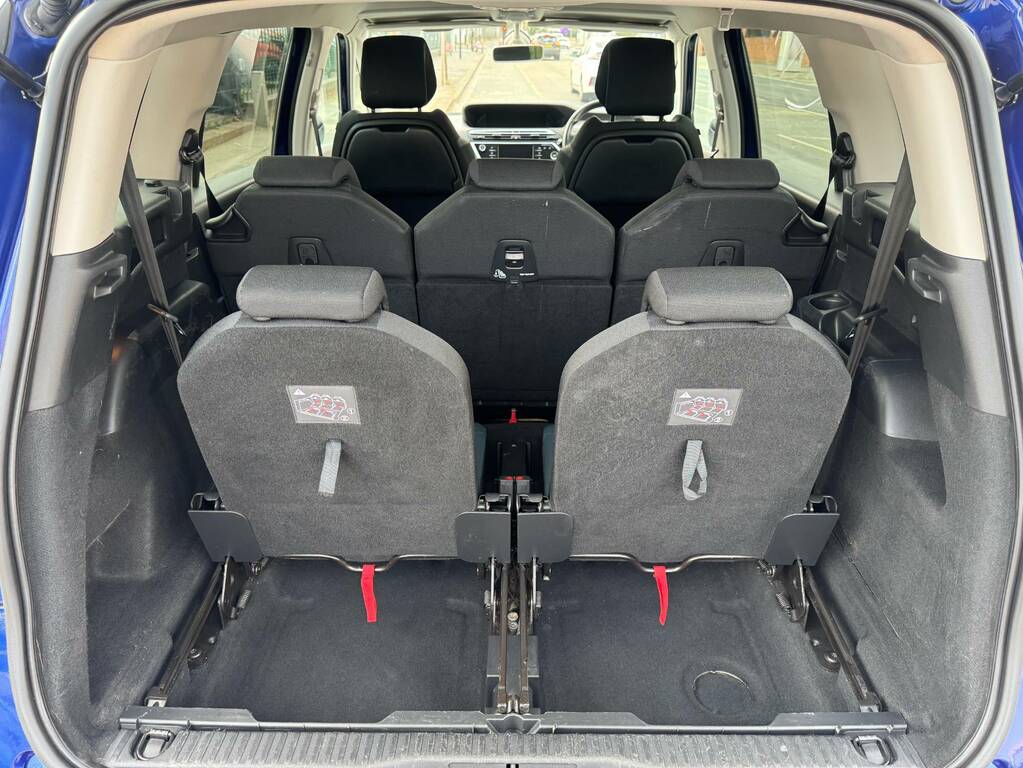 Citroen Grand C4 Picasso Mpv Red #7