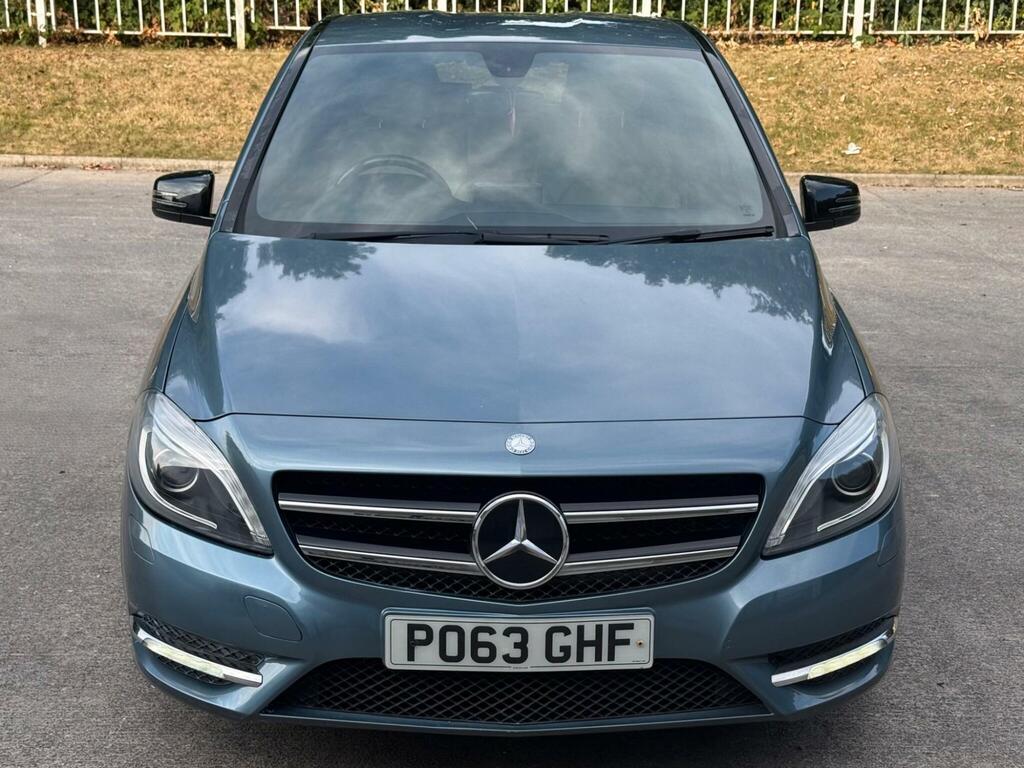 Mercedes-Benz B Class Blueefficiency Se Red #35