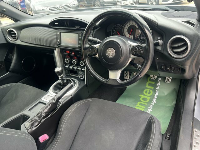 Toyota GT86 2.0 Boxer D-4s Pro Coupe Euro 6 Red #15