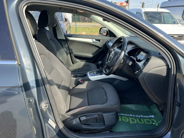 Audi A4 Avant 2L S Line Silver #9