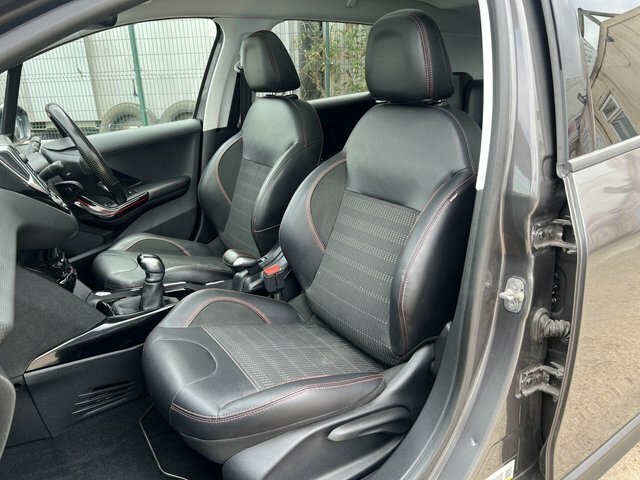Peugeot 2008 Hatchback Grey #23