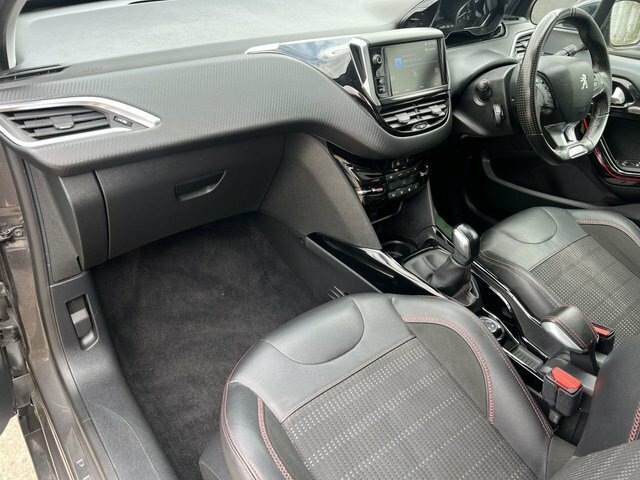 Peugeot 2008 Hatchback Grey #22