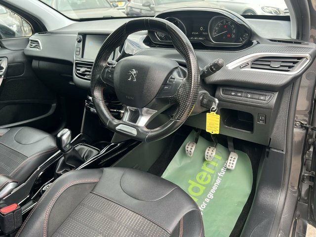 Peugeot 2008 Hatchback Grey #16