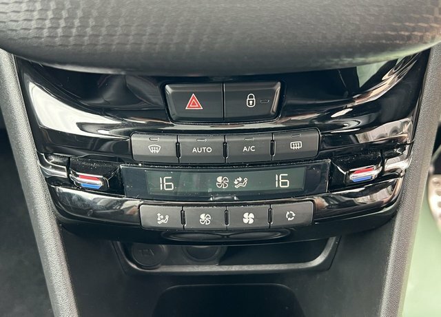 Peugeot 2008 Hatchback Grey #35
