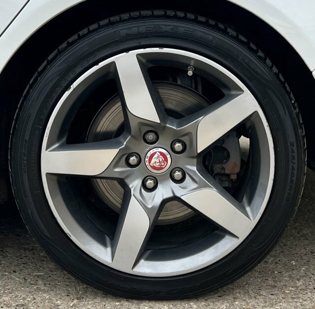Jaguar XE R-sport Blue #13