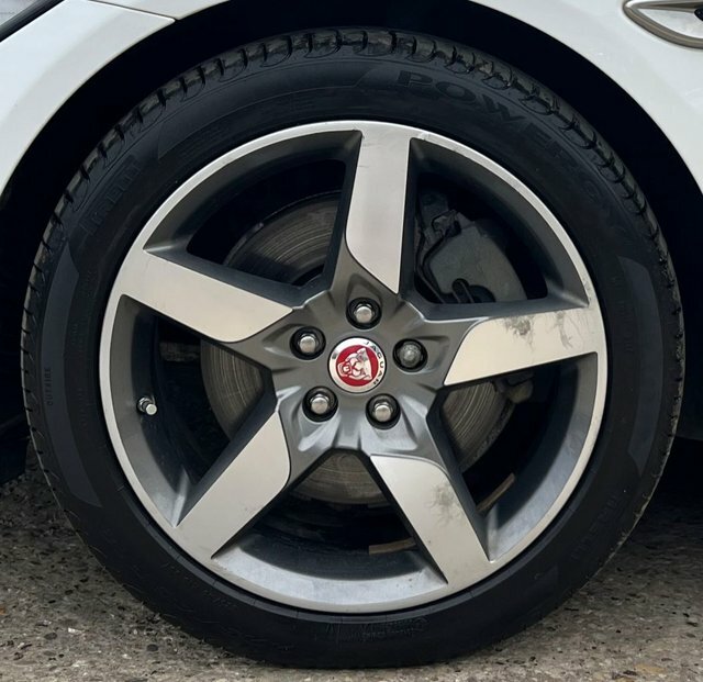 Jaguar XE R-sport Blue #12