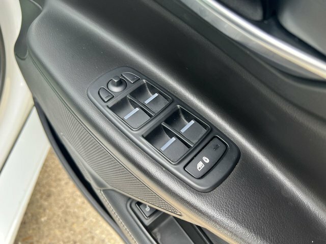 Jaguar XE R-sport Blue #60