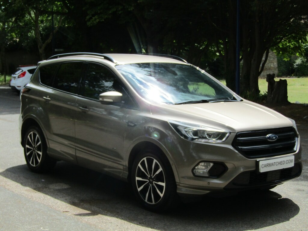 Ford Kuga 2.0 Tdci 180 St-line Silver #2