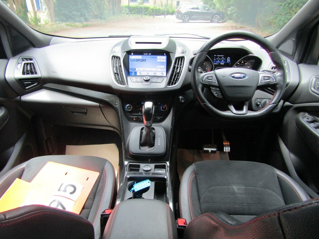Ford Kuga 2.0 Tdci 180 St-line Silver #3