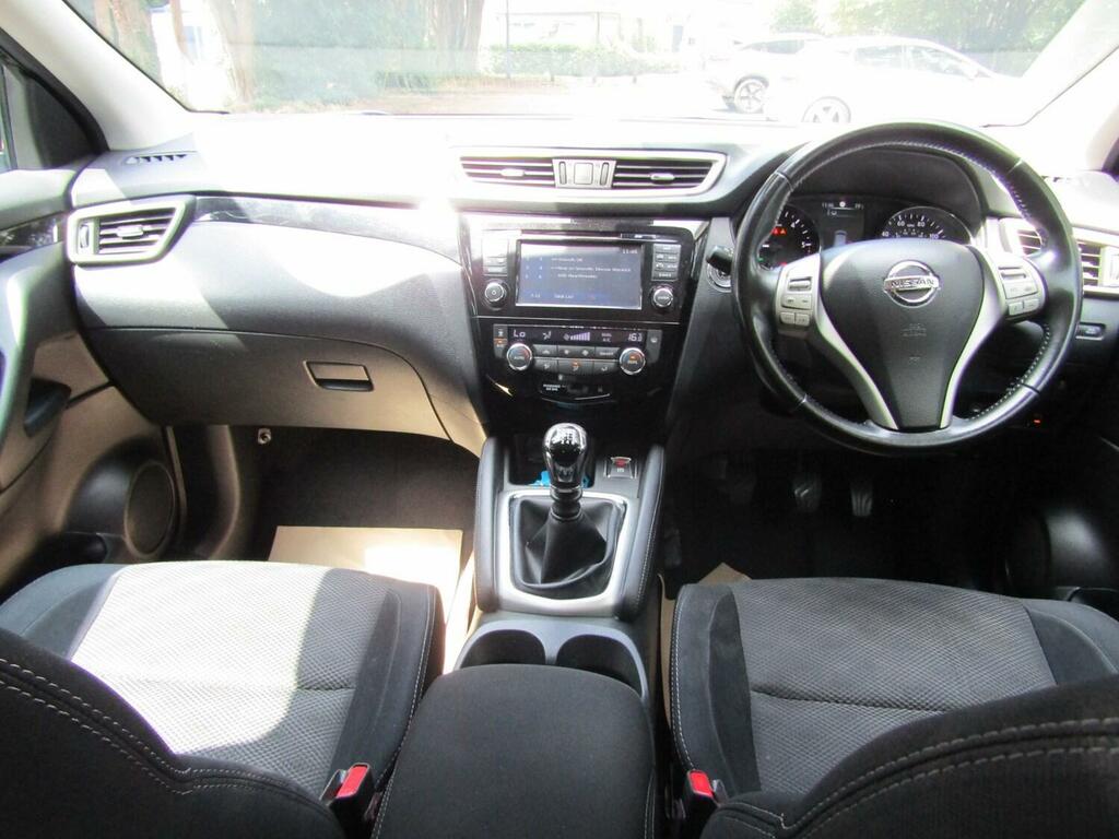 Nissan Qashqai 1.6 Dci Acenta Premium Black #4