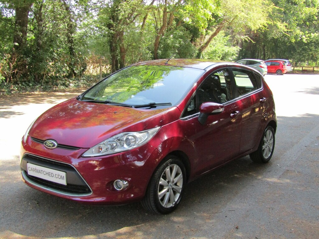 Ford Fiesta 1.25 Zetec 82 YG60GVR Red #5
