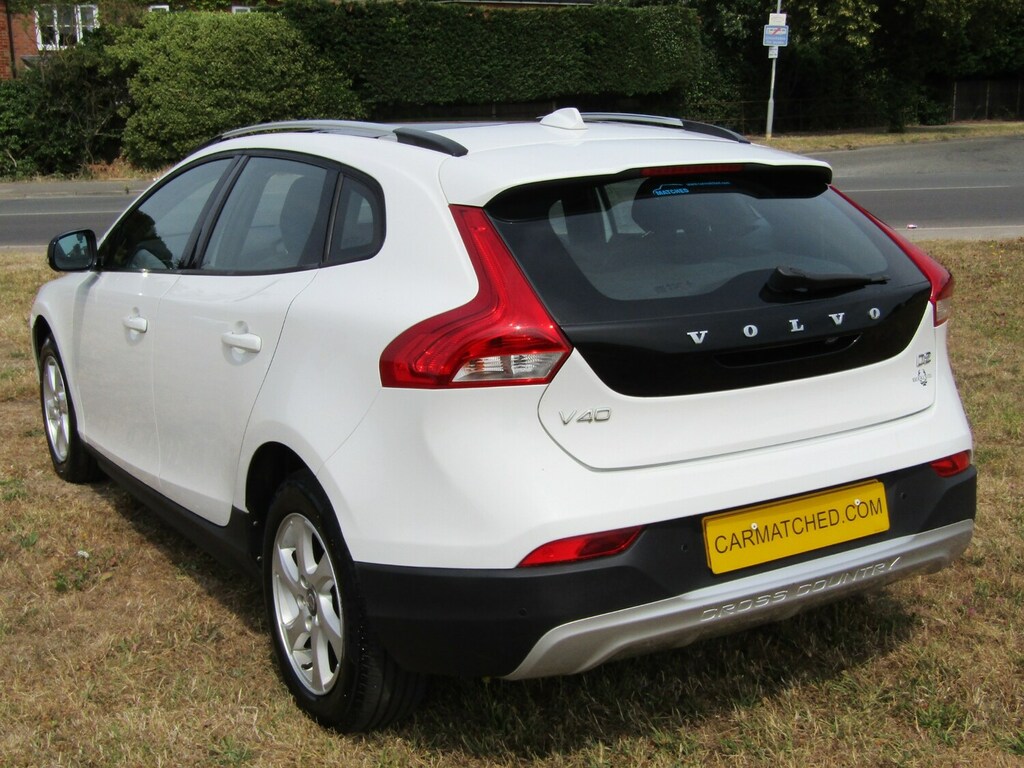 Volvo V40 Cross Country D2 Cross Country Se Nav White #5