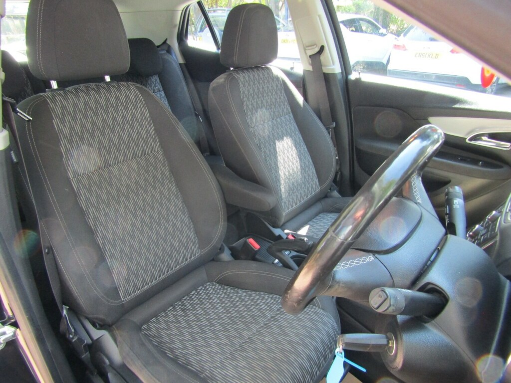 Vauxhall Mokka 1.4T Exclusiv 4Wd Black #2