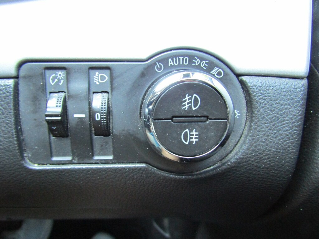 Vauxhall Mokka Mokka Exclusiv Ss White #26
