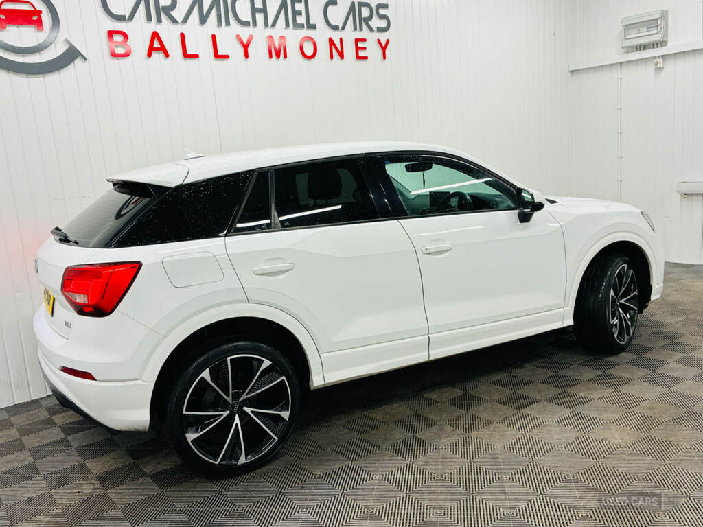 Audi Q2 1.6 Tdi Sport White #5