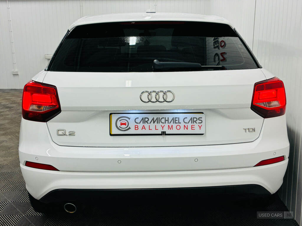 Audi Q2 1.6 Tdi Sport White #6