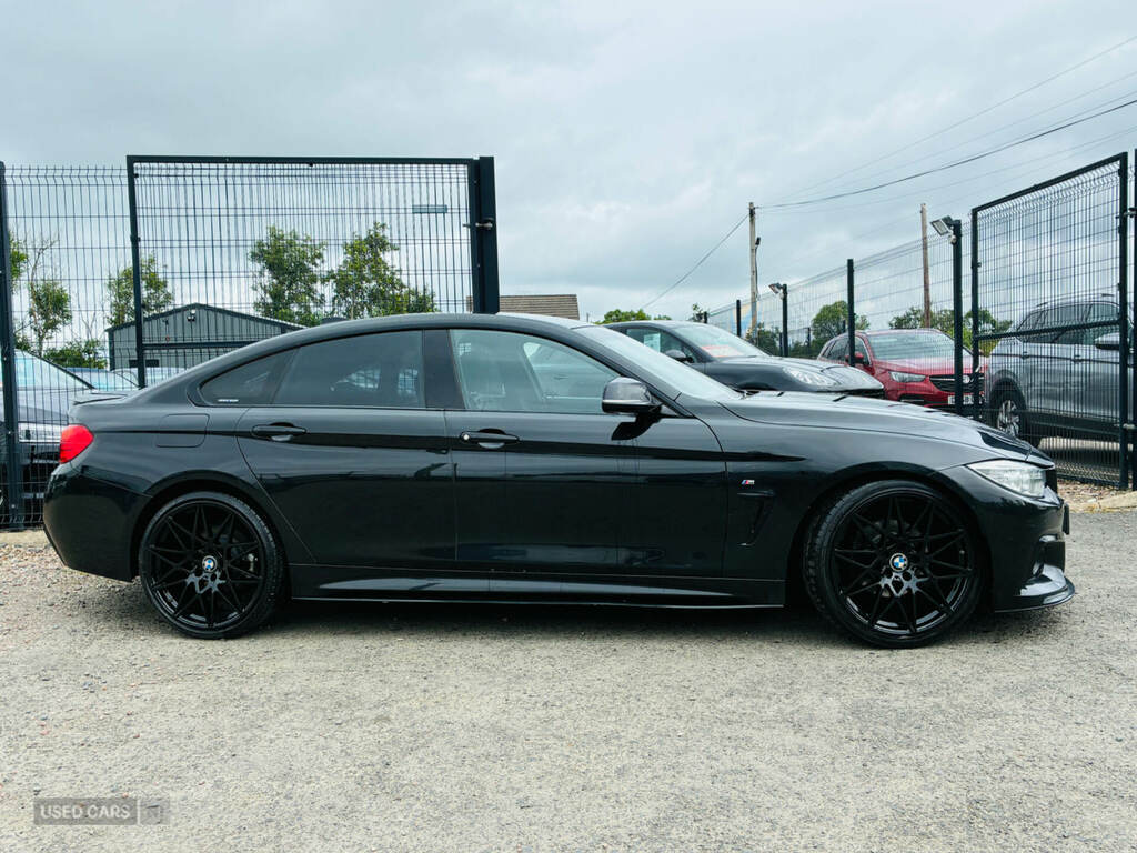 BMW 4 Series 420D 190 M Sport Professional Media Black #4