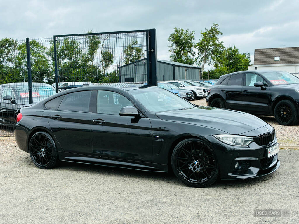 BMW 4 Series 420D 190 M Sport Professional Media Black