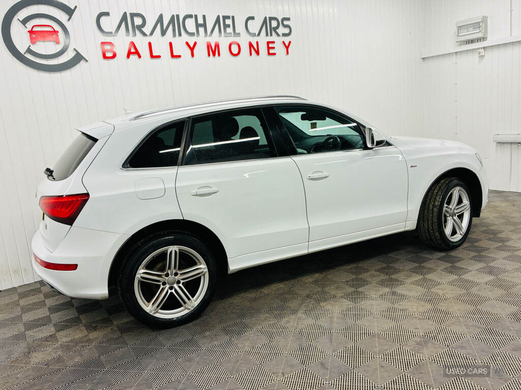 Audi Q5 2.0 Tdi Quattro S Line Plus White #2