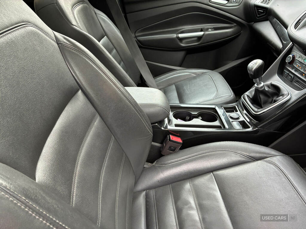 Ford Kuga 1.5 Tdci Titanium X 2Wd Grey #2