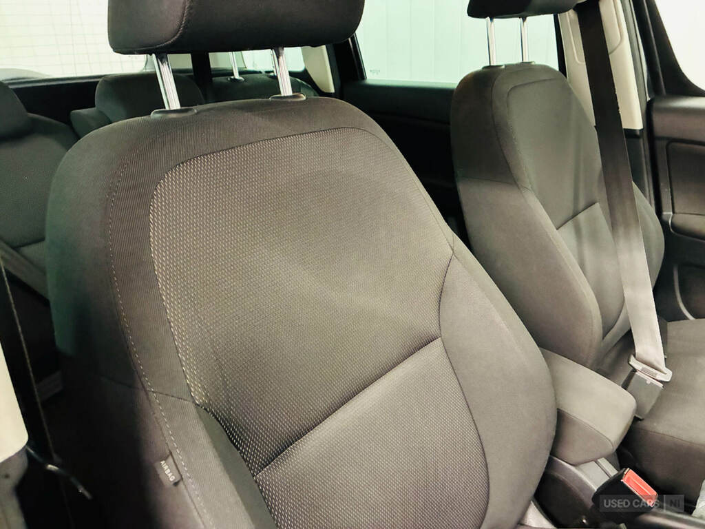 Skoda Yeti 2.0 Tdi Cr Se Black #2