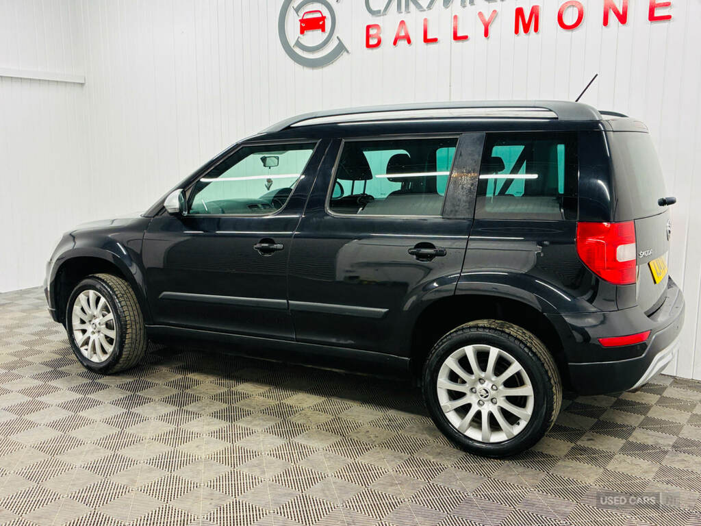 Skoda Yeti 2.0 Tdi Cr Se Black #5