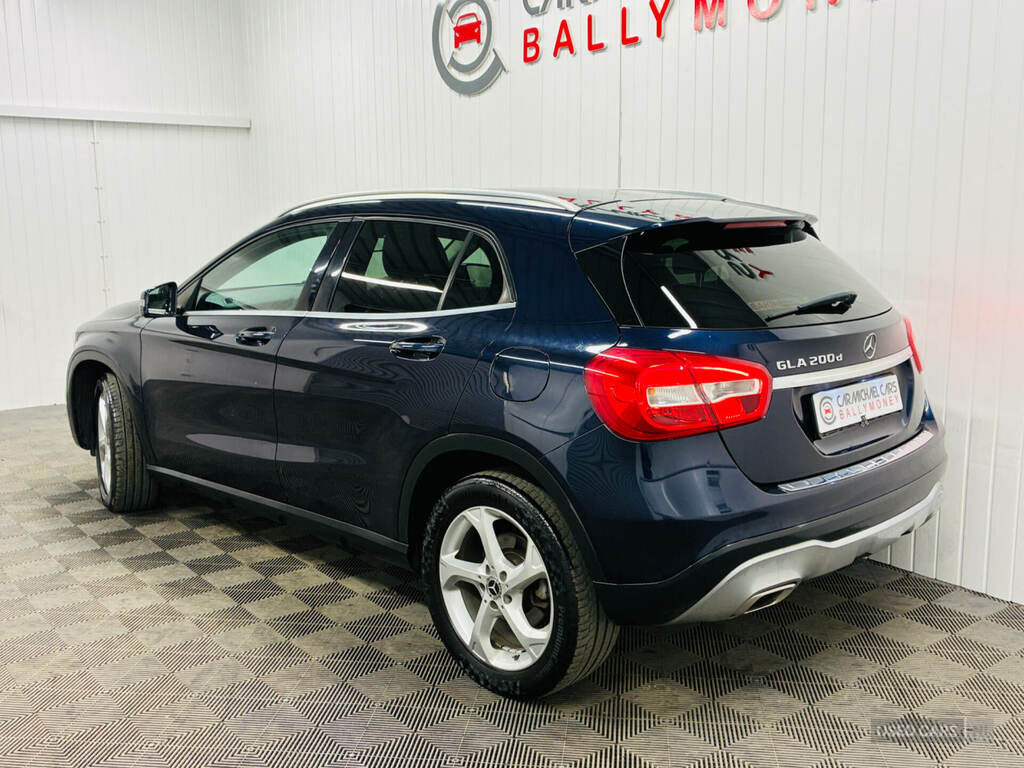Mercedes-Benz GLA Class Gla 200D Sport ASZ8794 Blue #5