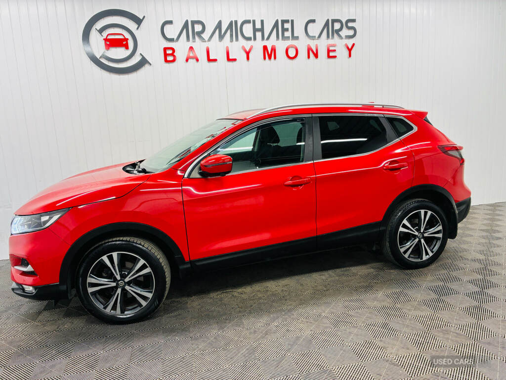 Nissan Qashqai 1.5 Dci N-connecta SK67FWZ Red #6