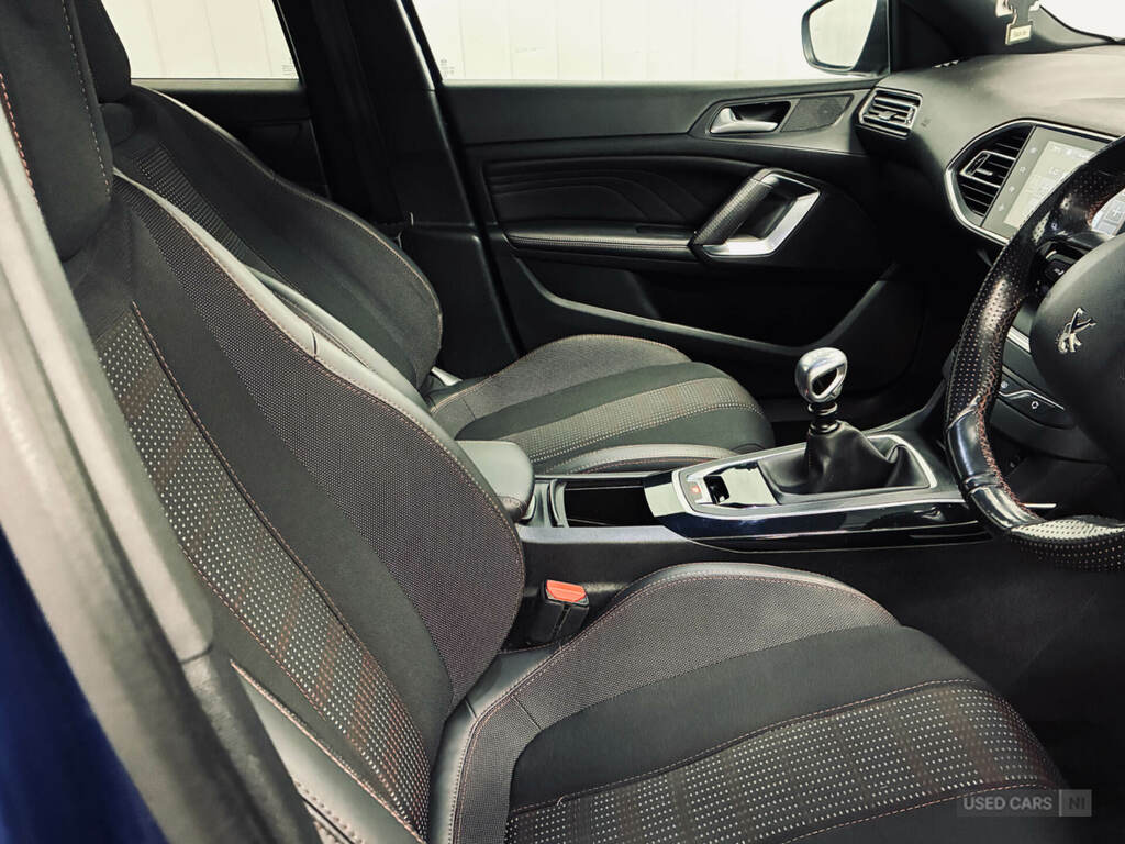 Peugeot 308 1.6 Bluehdi 120 Gt Line Blue #2