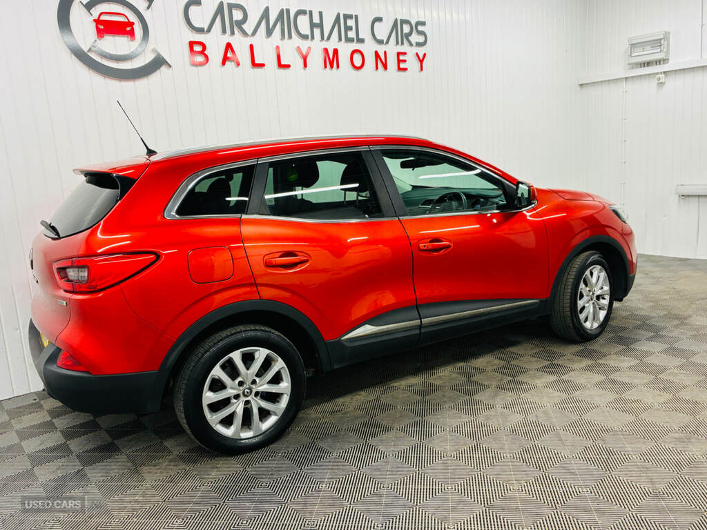 Renault Kadjar 1.5 Dci Dynamique Nav Red #4