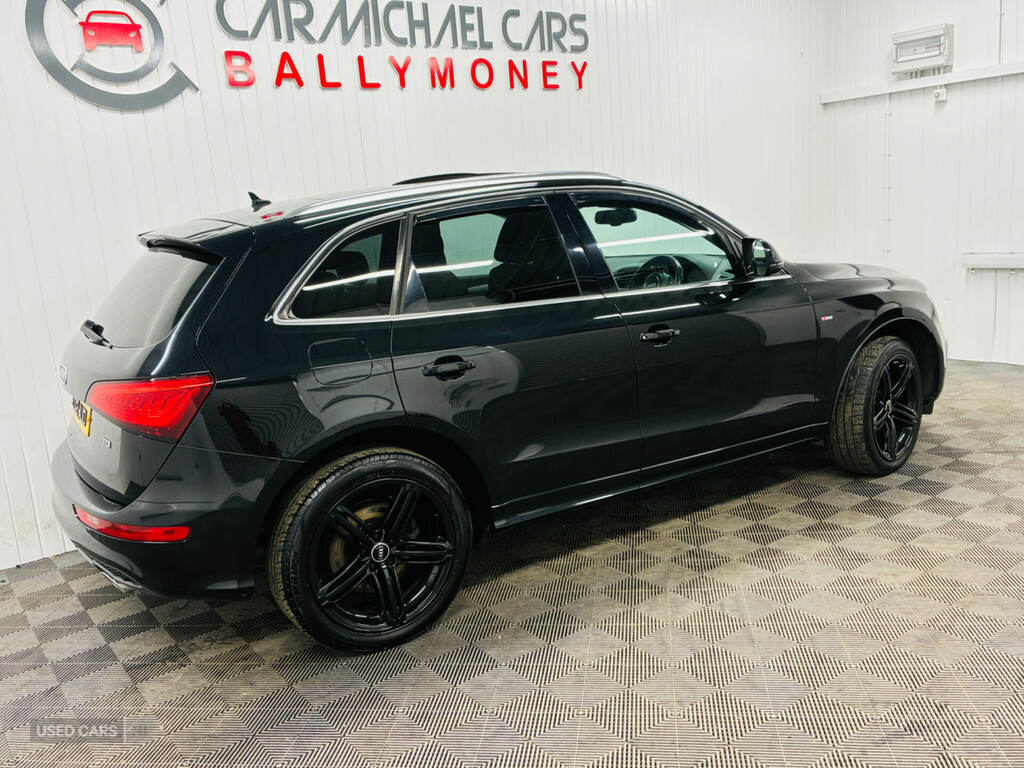 Audi Q5 3.0 Tdi Quattro S Line Plus S Tronic Black #4