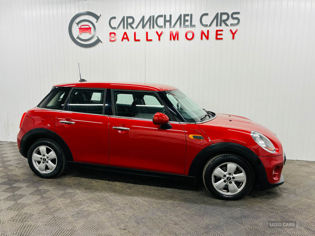 Mini Hatch 1.5 One D Red #5