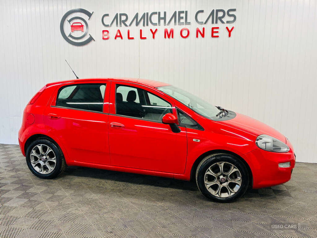 Fiat Punto 1.2 Easy Red