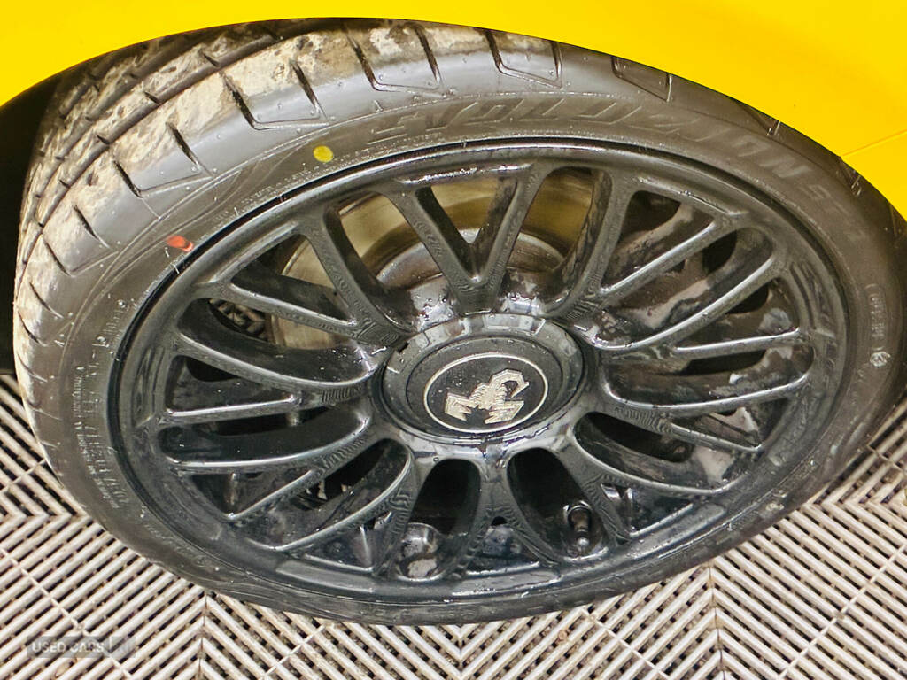 Abarth 595 1.4 T-jet 145 Yellow #3
