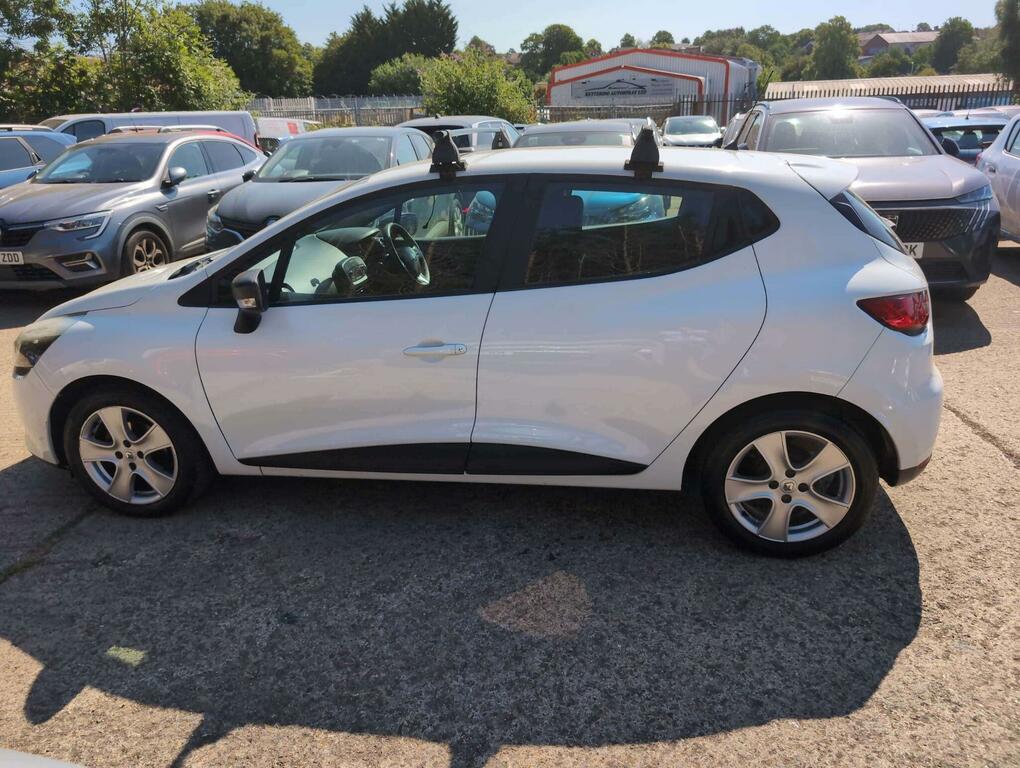 Renault Clio 1.2 16V Play Euro 6 SY66TWJ White #5