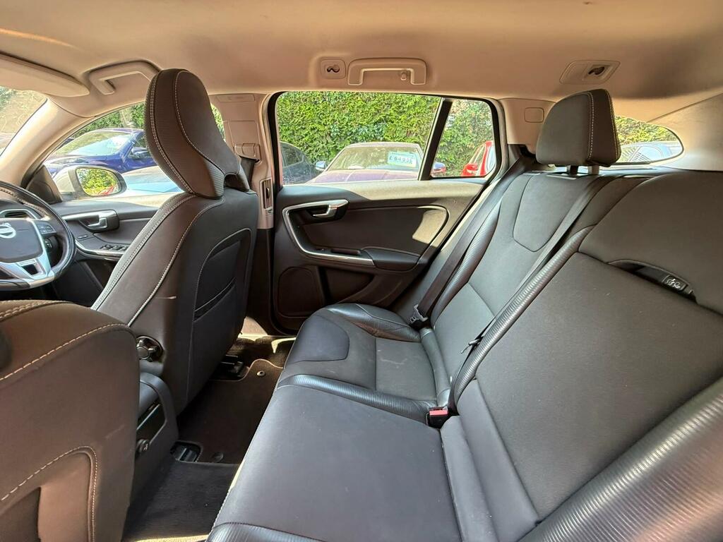 Volvo V60 Estate D3 R-design Heated Seats 30 Tax F Red #27