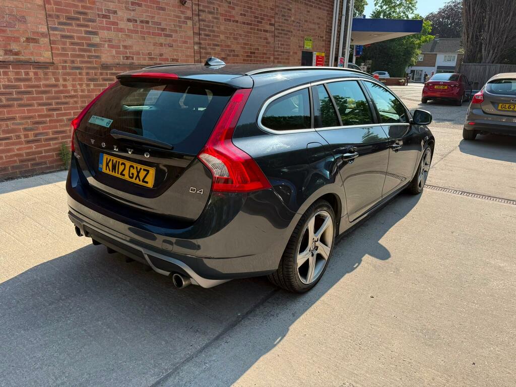 Volvo V60 Estate D3 R-design Heated Seats 30 Tax F Red #18