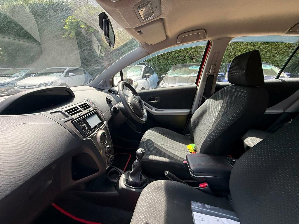 Toyota Yaris Hatchback Black #41