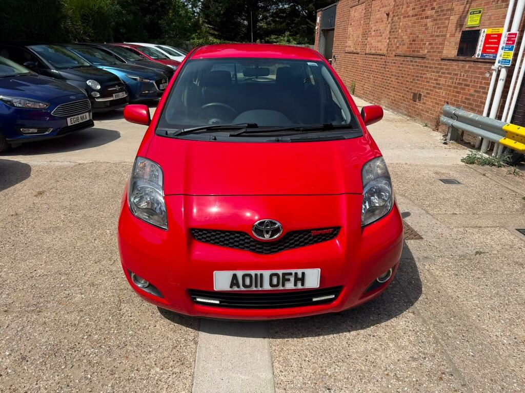 Toyota Yaris Hatchback Black #8