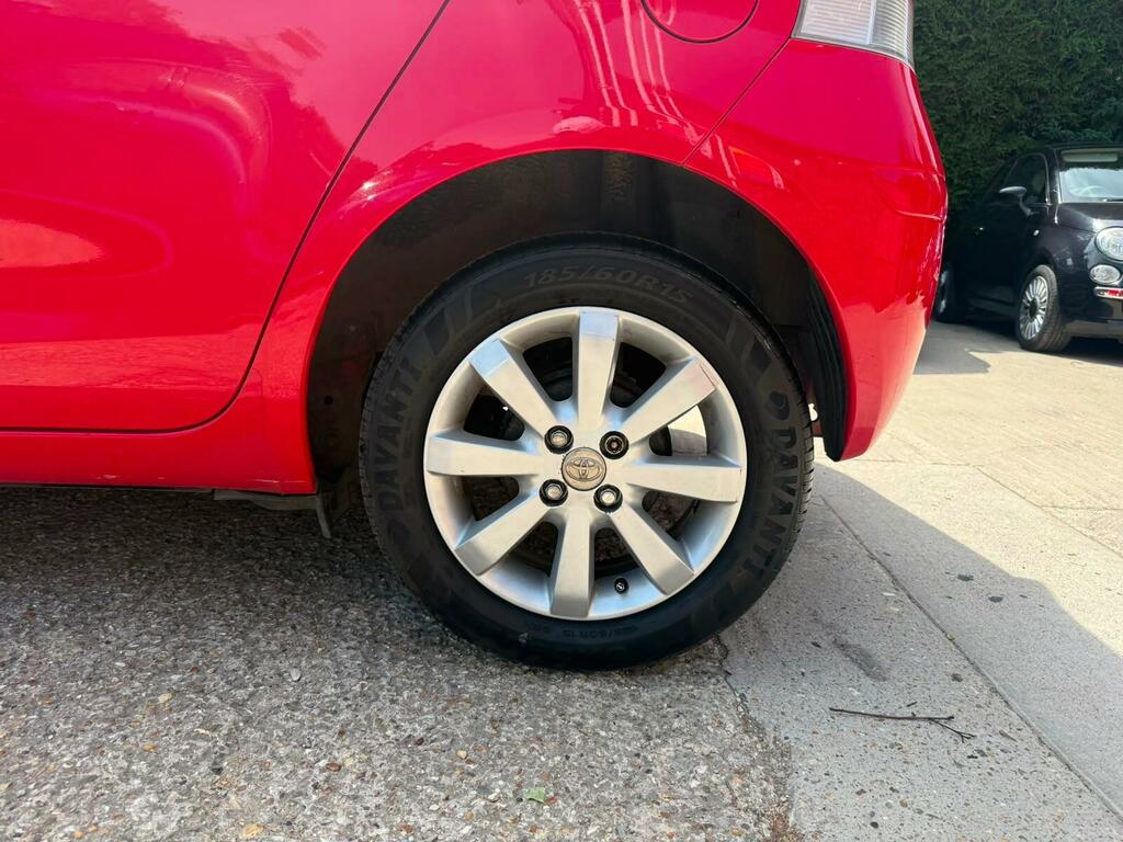 Toyota Yaris Hatchback Black #36