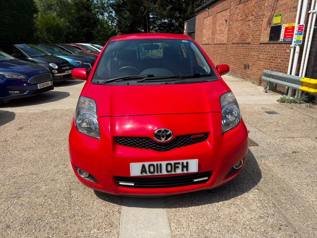 Toyota Yaris Hatchback Black #7