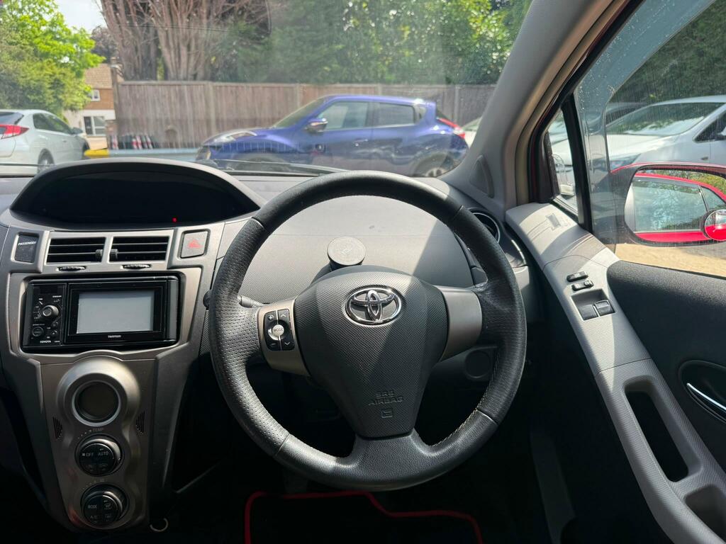 Toyota Yaris Hatchback Black #40
