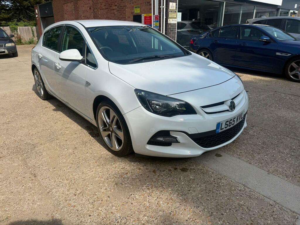 Vauxhall Astra Limited Edition White #6