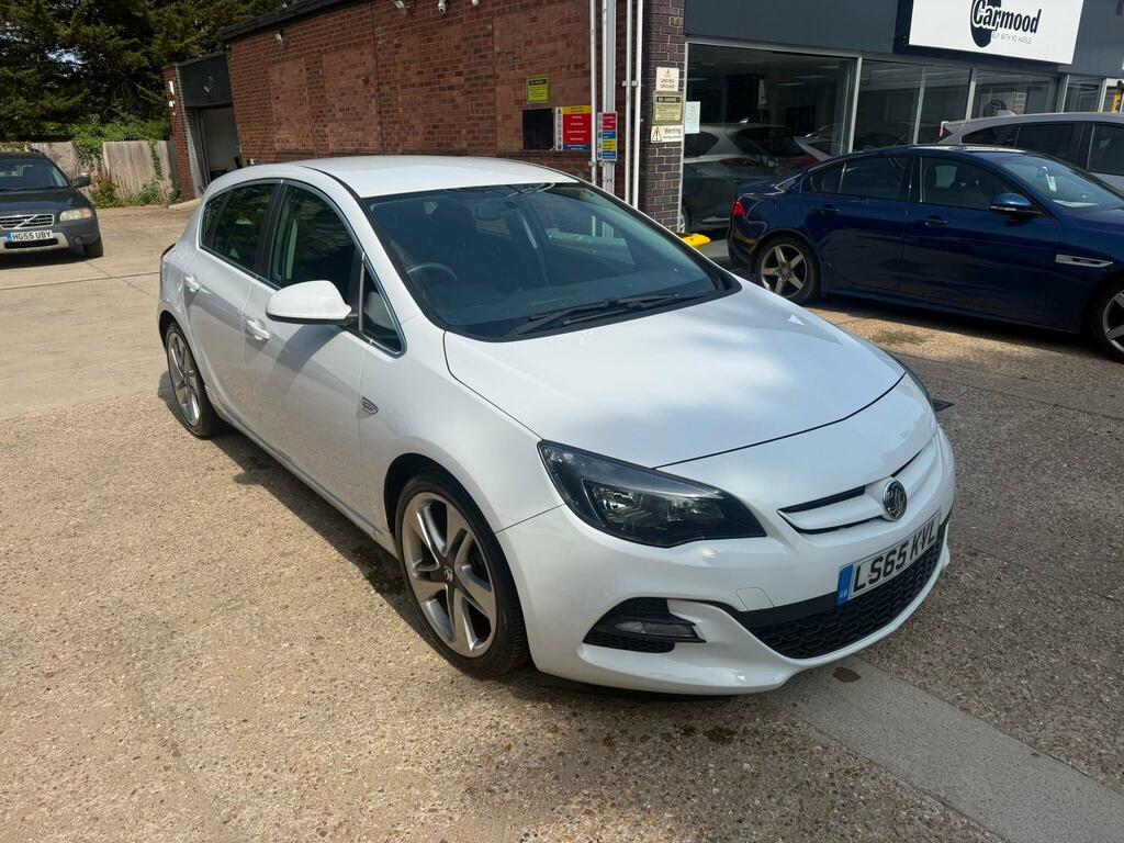 Vauxhall Astra Limited Edition White
