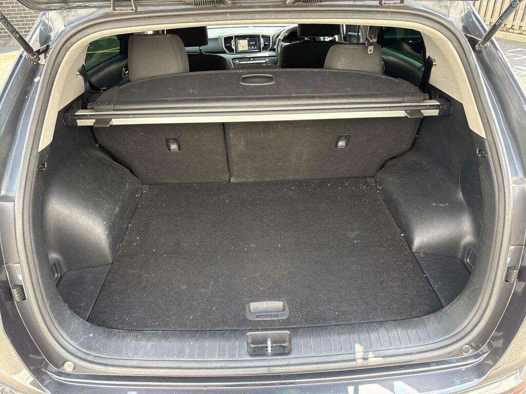 Kia Sportage 1.7 Crdi 3 White #15