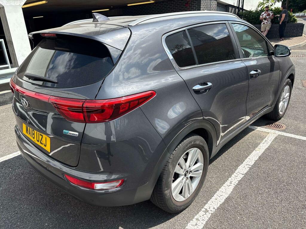 Kia Sportage 1.7 Crdi 3 White #9