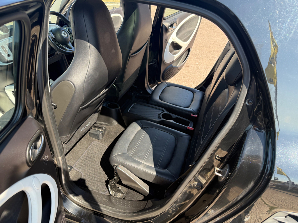 Smart Forfour 1.0 Passion 71 Bhp Brown #8