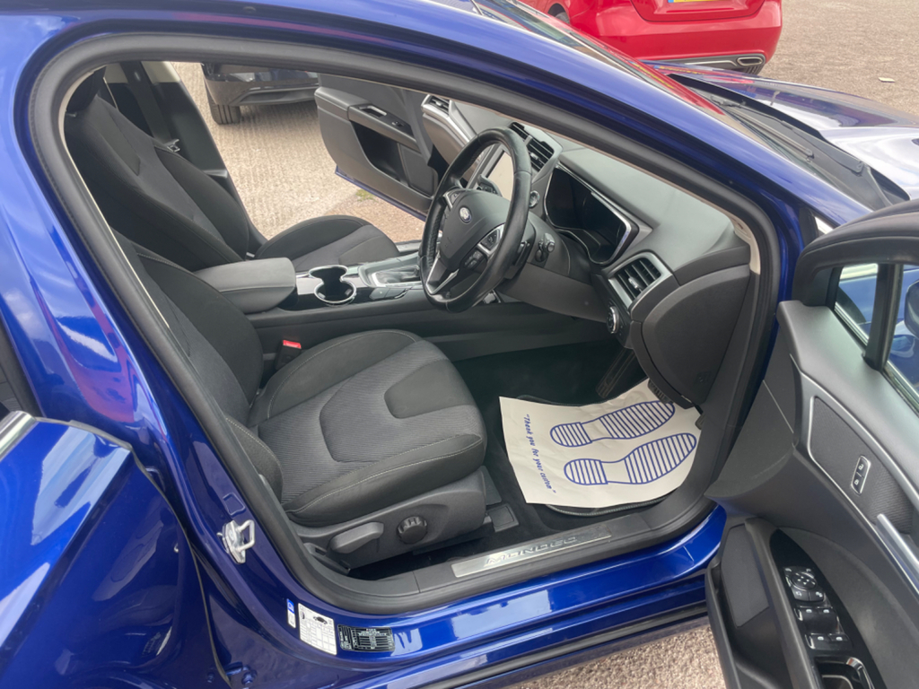 Ford Mondeo 2.0 Titanium Tdci 148 Bhp Blue #11