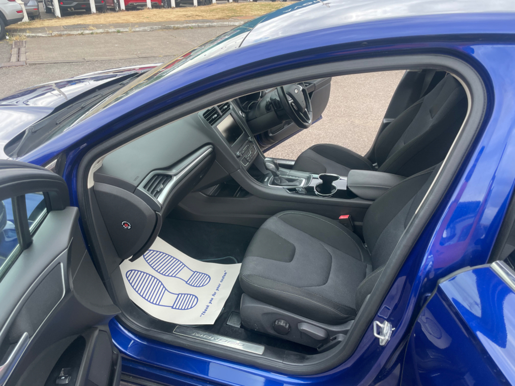 Ford Mondeo 2.0 Titanium Tdci 148 Bhp Blue #13